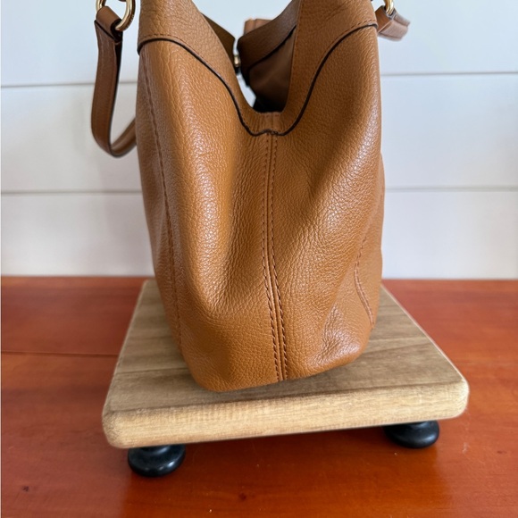 Coach Small Lexy Shoulder Bag - Picture 3 of 16